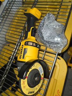 DEWALT 60V MAX* Brushless Cordless 4-1/2" - 6" Grinder with KICKBACK BRAKE & More Items Posted Here