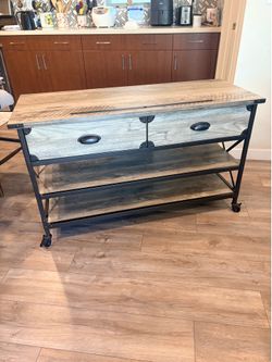 Small TV stand $25 obo