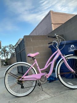 Lady Schwinn / cruiser Bike