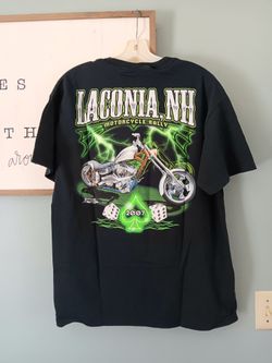 Y2k laconia motorcycle rally 2007 graphic print biker tshirt. Gildan Mens size large. 