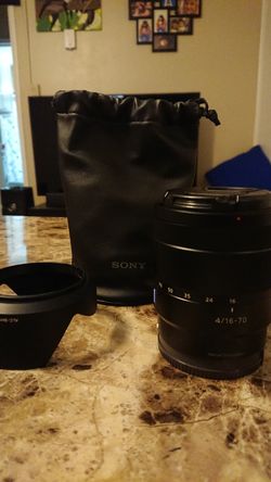 Sony lens 16-70 Carl Zeiss f/4
