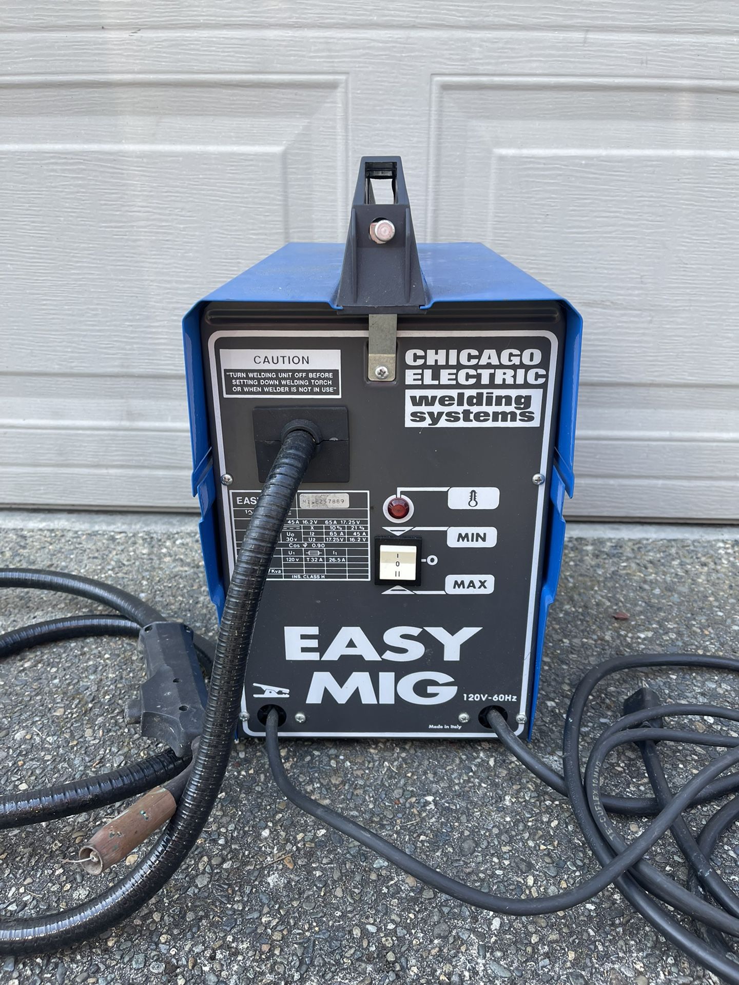 Chicago Electric Easy Mig Welder for Sale in Seattle, WA OfferUp