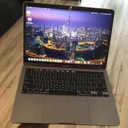 Apple MacBook Pro - 13 Inch, 256 GB, Magic Keyword, Space Grey - Refurbished 