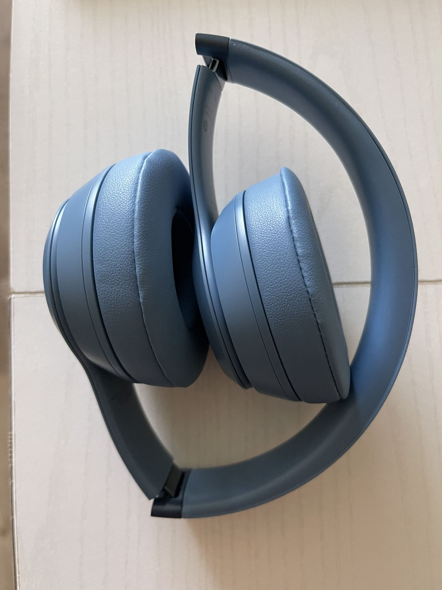 Beats Solo 4