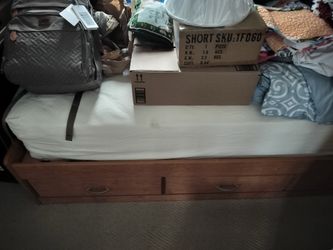 Twin bed