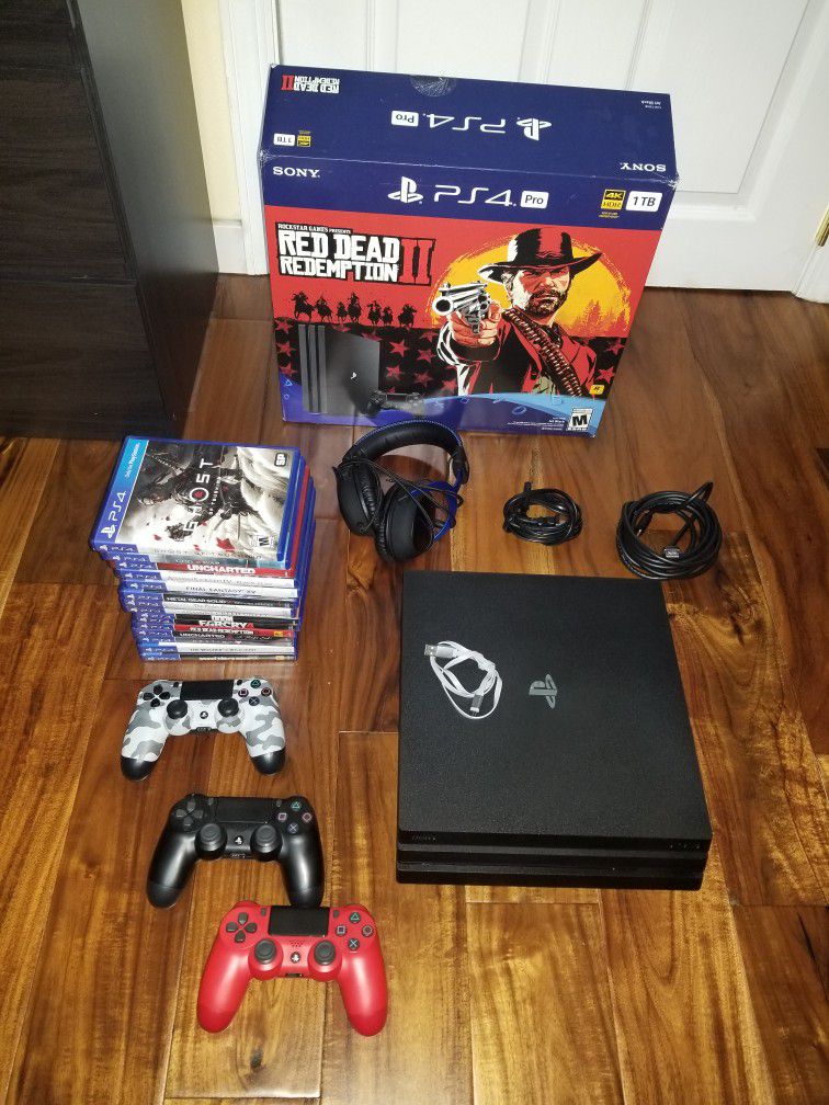 Ps4 Pro 1tb With 3 Controllers, Games And Accessories 