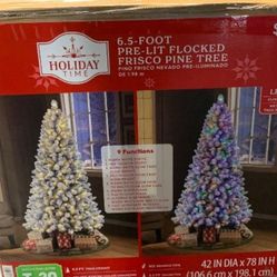 Christmas Tree 6.5 Feet Pre Lit New 