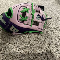 Brand new Wilson 11.5" 1786 A2000 Series Glove