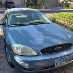 2005 Ford Taurus