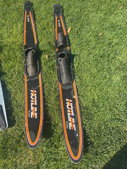 Hotline HL 2000 Water Skis Pair