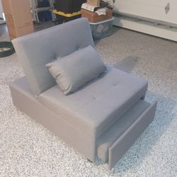 Chaise Lounge 