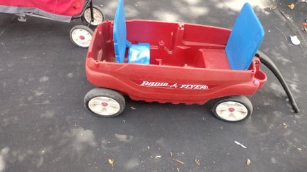 Kids wagon