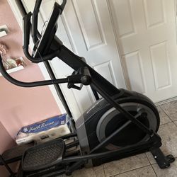 Elliptical   NORDICTRACK E 7.5z
