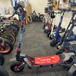 Navee XT5 Pro 2200W/46V Electric Scooter 