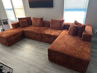 Boneless Sectional