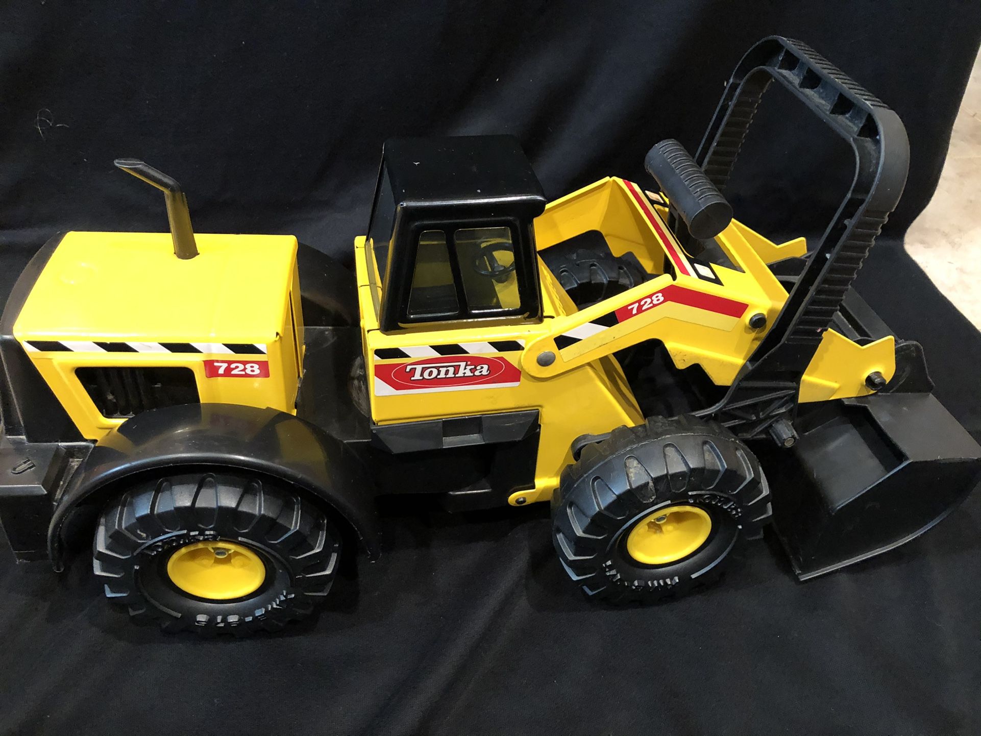 Tonka 728 front end loader metal plastic excellent condition 22