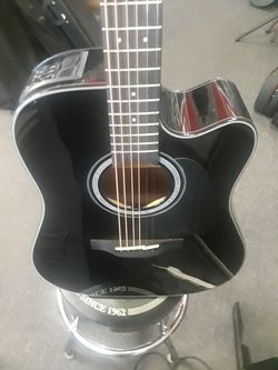 Takamine GD30CE new with warranty
