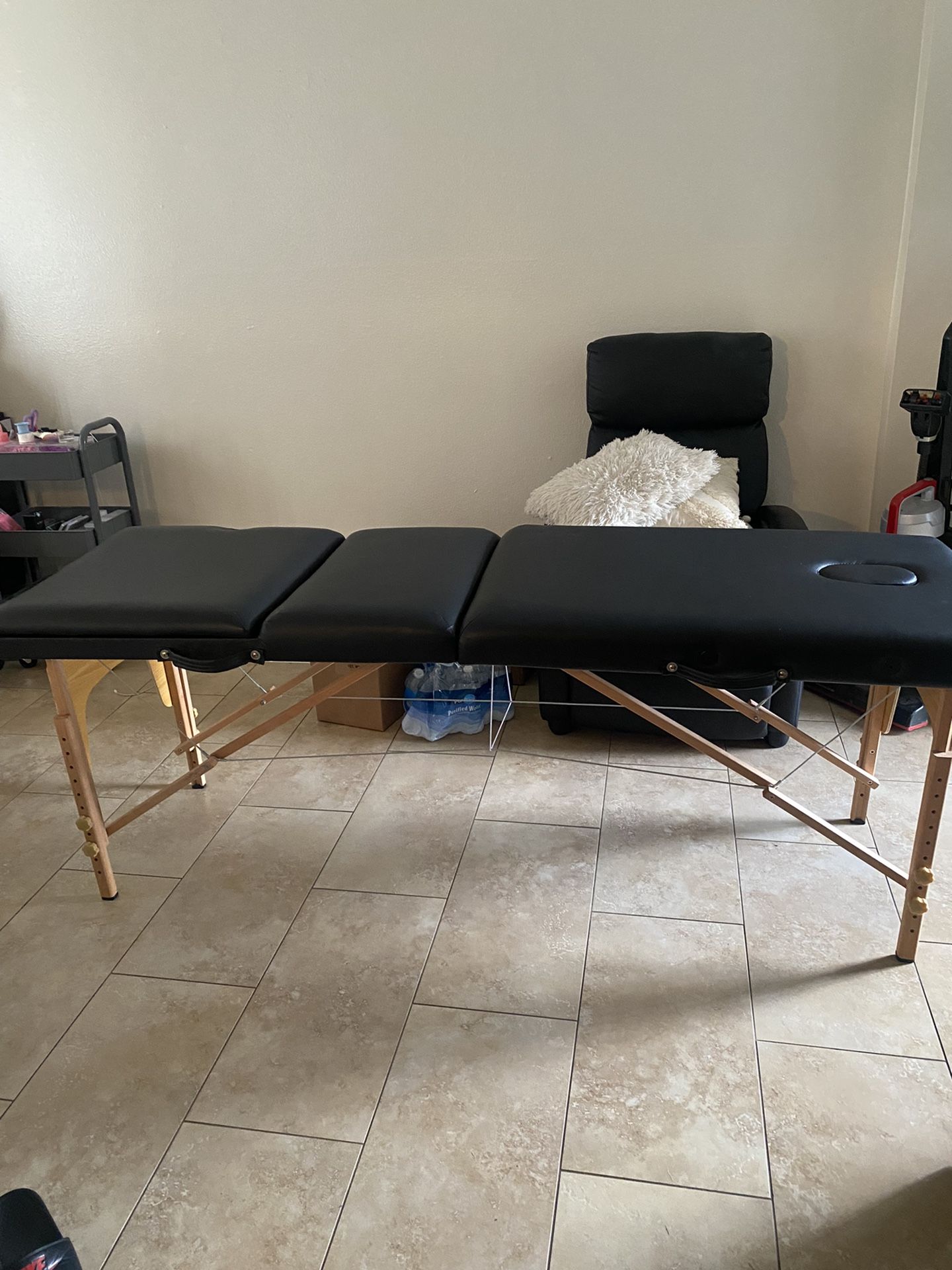 Massage/Lash Table