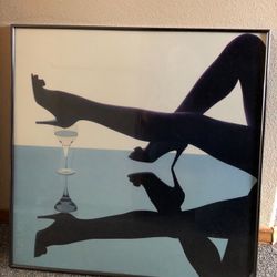 Yuri Dojc Champagne and Legs