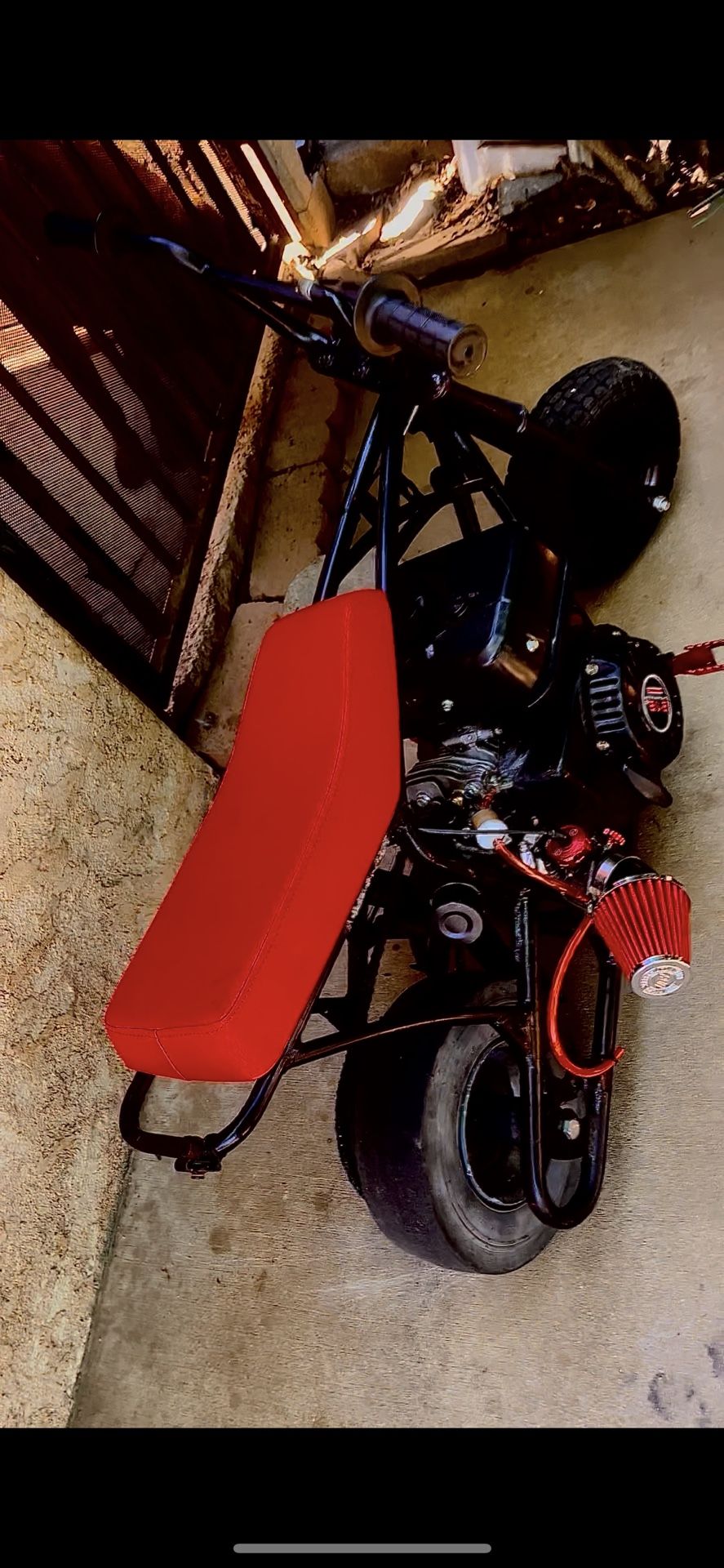 mini bike 212 IT HAS NO FRONT WHEEL