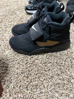 Nike Air Diamond Turf High-Top Sneakers