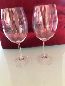 Wine glasses brand New set of 4