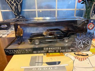 Supernatural Dean winchester and baby/ 1967 impala ss sedan with Dean figure