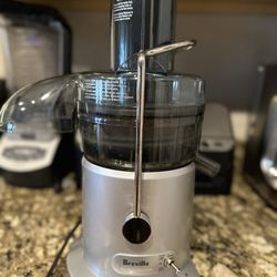 Breville Juice Fountain Plus - Model JE98XL