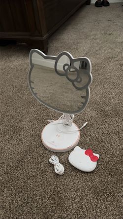 Hello kitty impressions light up mirror