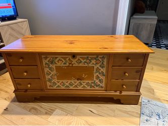 Lane cedar hope chest