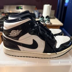 Jordan 1s Mid Carbon Fiber