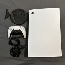 PlayStation 5 Disc Version – Excellent Condition, Ready to Play