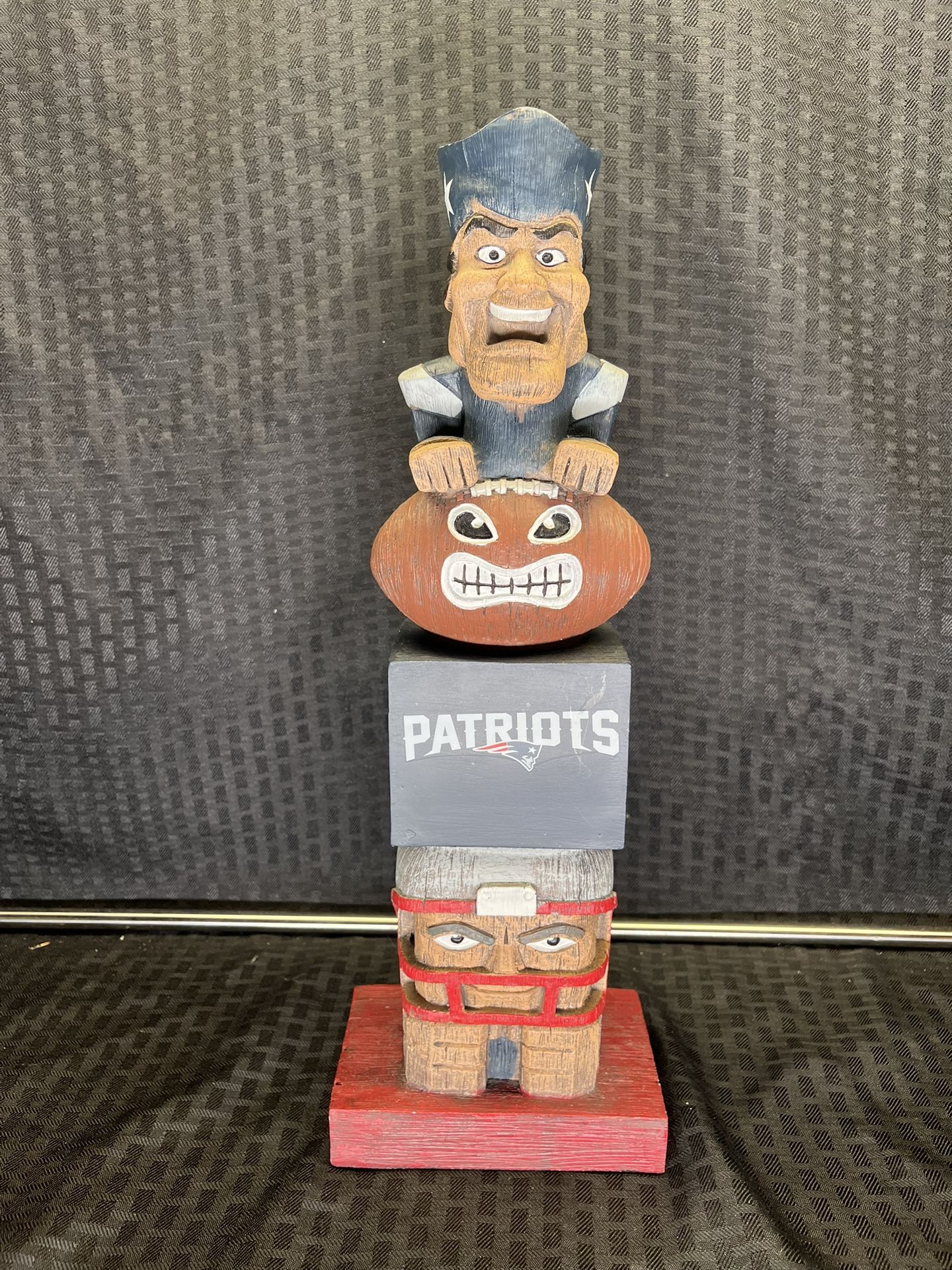 NFL New England Patriots Tiki Totem Statue