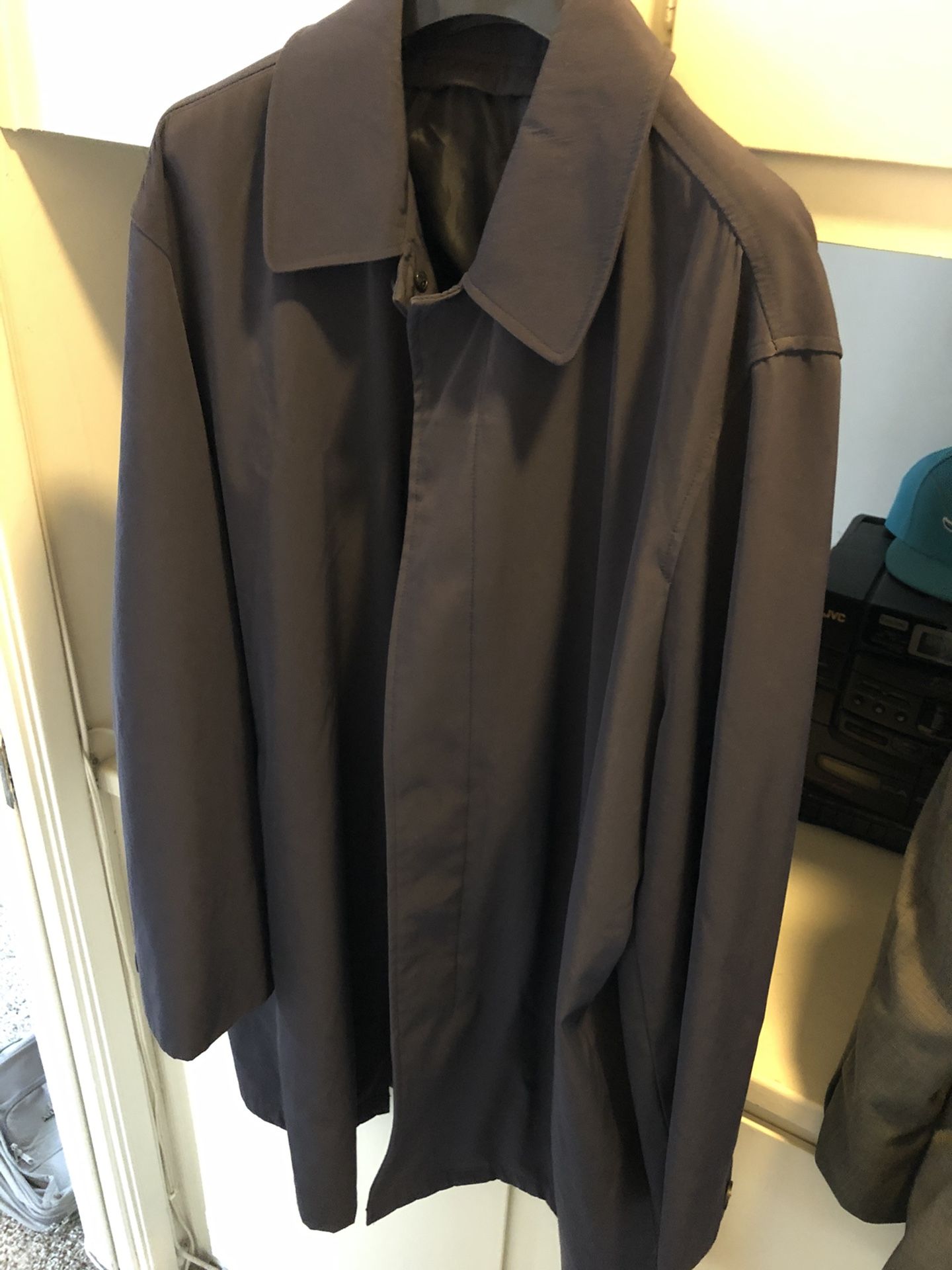 Kenneth Cole Mens dark gray raincoat large
