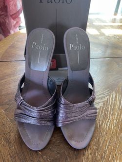 Paolo Pumps