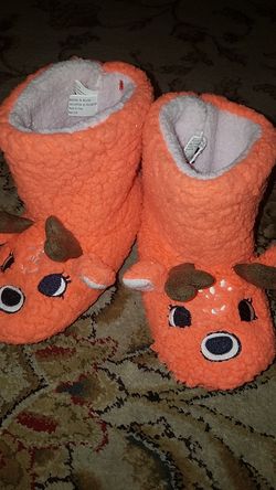 NWOT Girl's Slippers size L 3-10