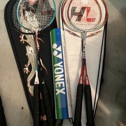 Badminton Racket Set With 4 Rackets And Yonex Feather Shuttlecocks 
