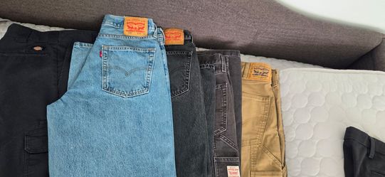 Mens jeans Levi's size 32