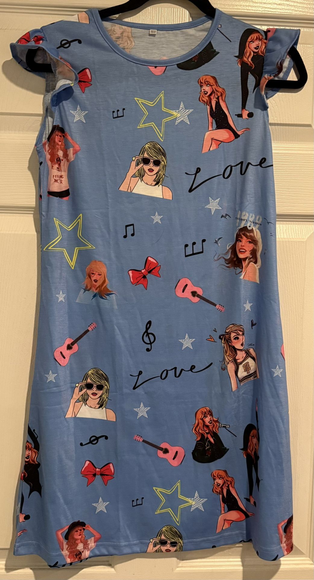 Girls Size 14-16 Taylor Swift Nightgown