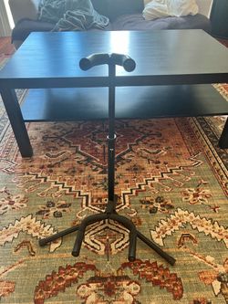 Padded guitar stand