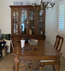 Free Pennsylvania House China Cabinet hutch