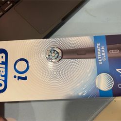 Oral-B iO Electric Toothbrush heads 2 NOT 4, ONLY FITS Oral-B iO