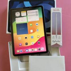 Apple iPad Air 4th Generation 64GB with Original Box, Pencil, keyboard case