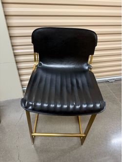 3 set of Counter stools