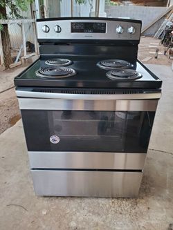 Amana Electric stove Nice and clean