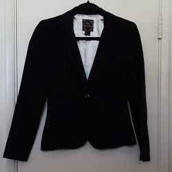 Black Blazer Size 3/4