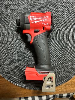 Milwaukee impact driver
