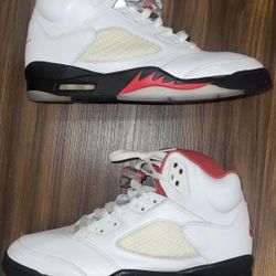 Jordan 5 retro, Fire red silver tongue (2020)
