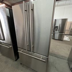 Jenn Air Counter Depth Refrigerator w/ Ice & Water 
