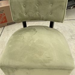 accent chair